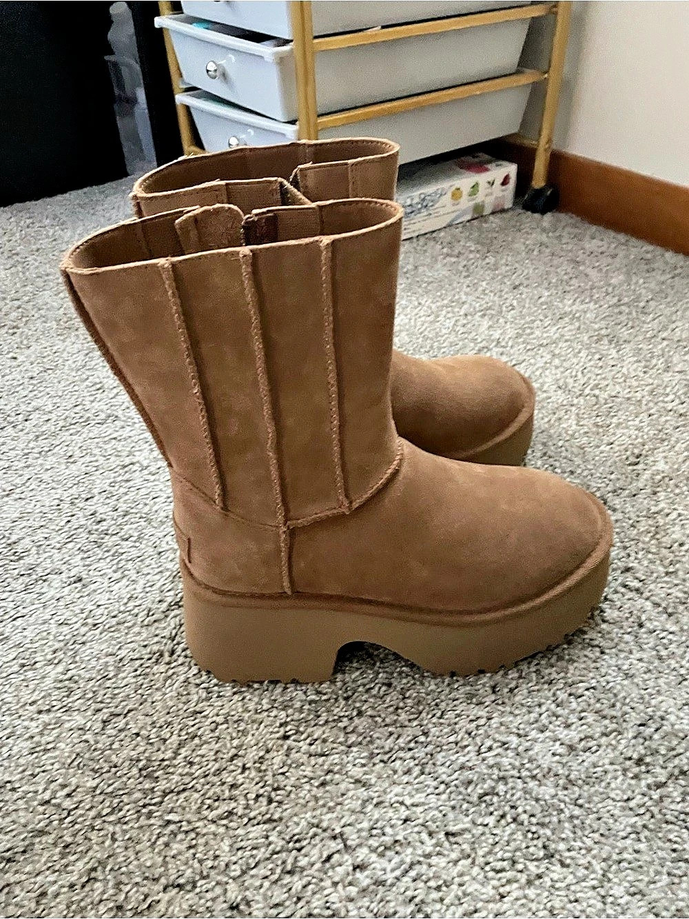 UGG Classic Mini Platform Boots Brown US 7
